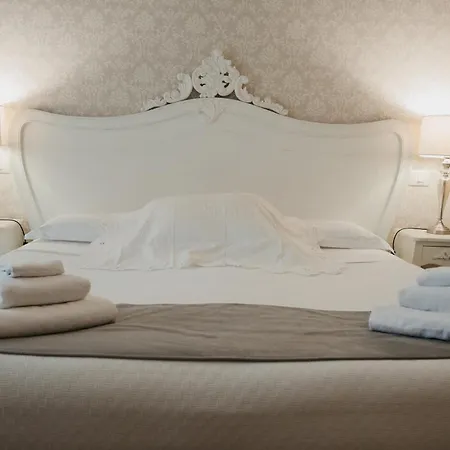La Casa Di Alma Luxury Готель типу 