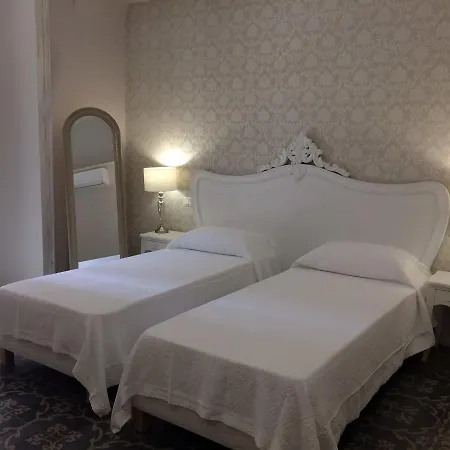 La Casa Di Alma Luxury Готель типу 